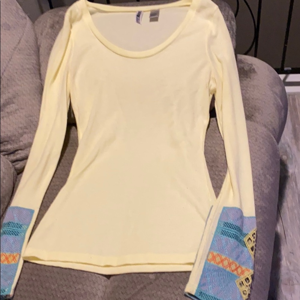 Long sleeve shirt